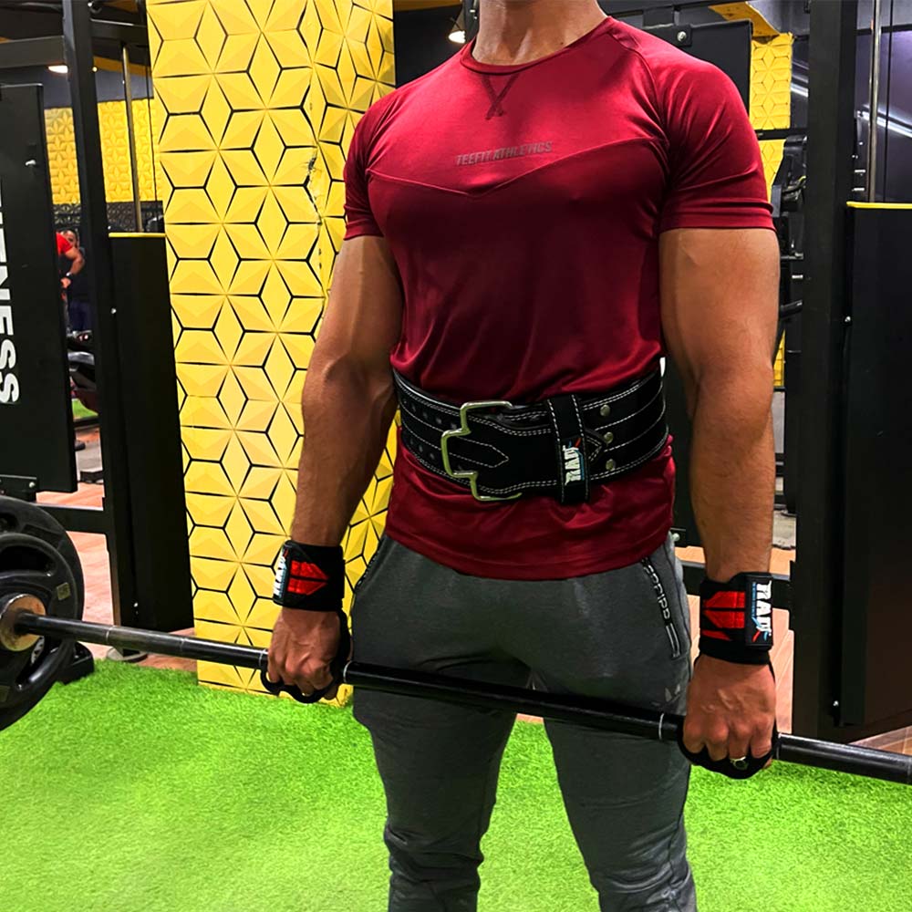 Power Up Your Workout: 5 Reasons Why a Weight Lifting Belt Is a Game Changer